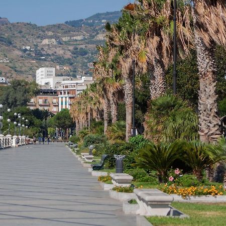 B&B I Bronzi Reggio di Calabria Eksteriør billede