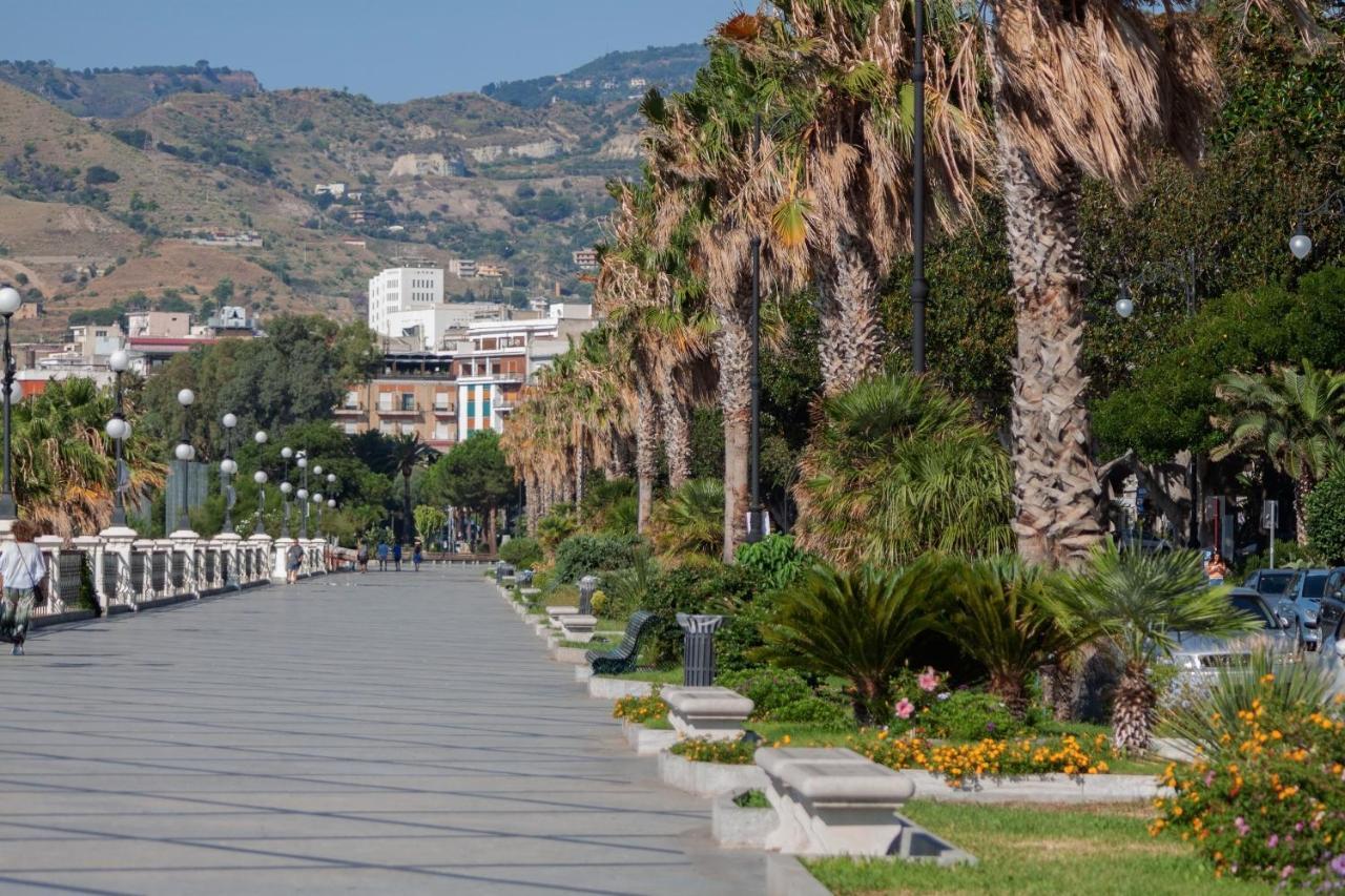 B&B I Bronzi Reggio di Calabria Eksteriør billede